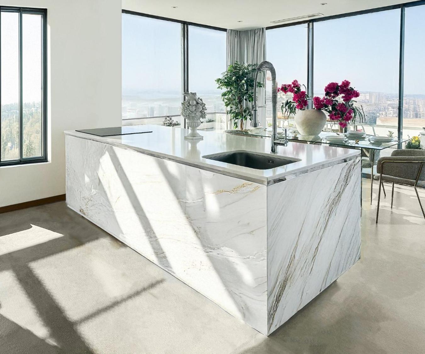 Deluxe Penthouse Apartment *